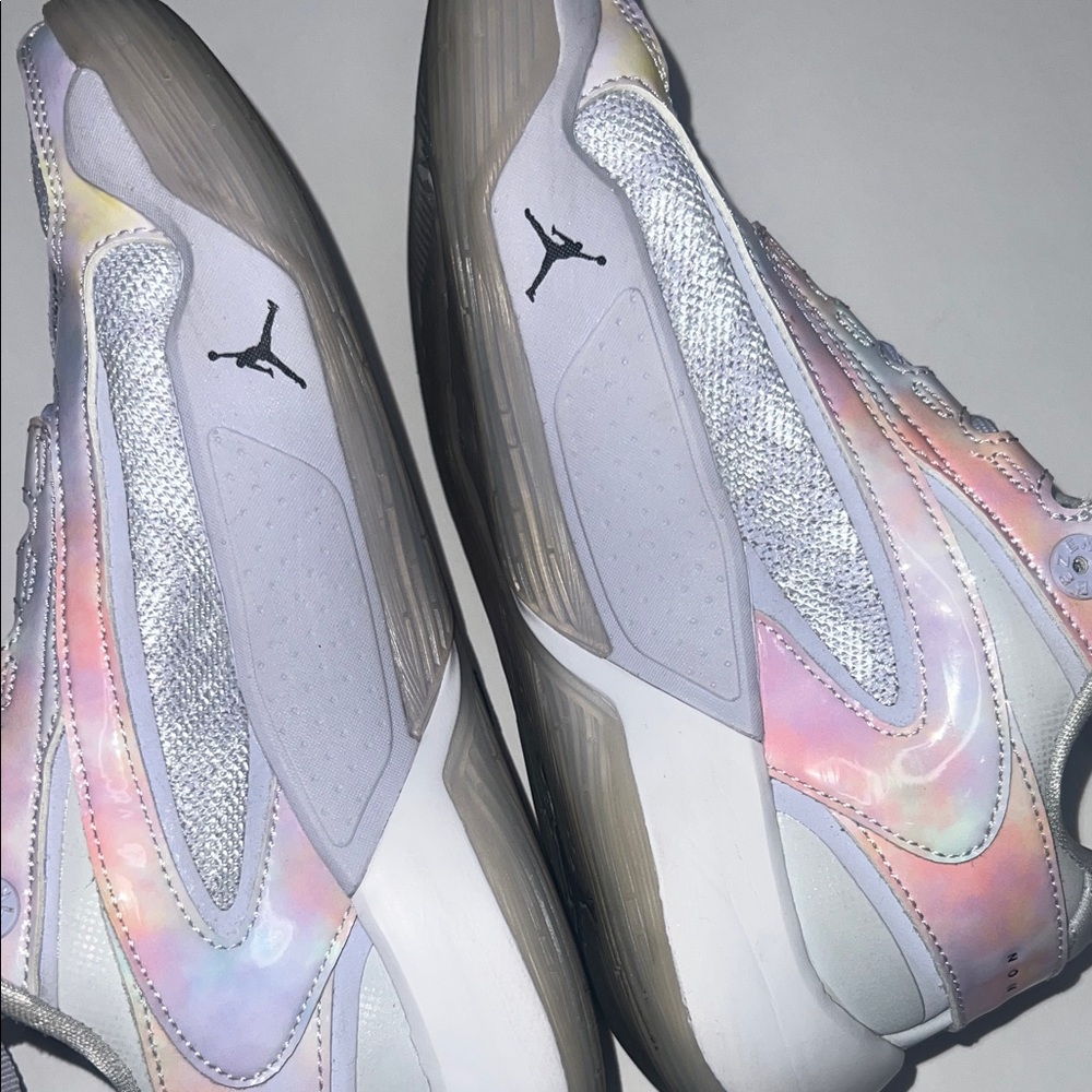 NIKE AIR JORDAN LUKA 2 NEBULA Kids size 3.5Y - Picture 10 of 12